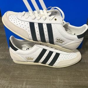 WOMEN'S ADIDAS ORIGINALS JAPAN CASUAL SHOES size 8 Worn Once!